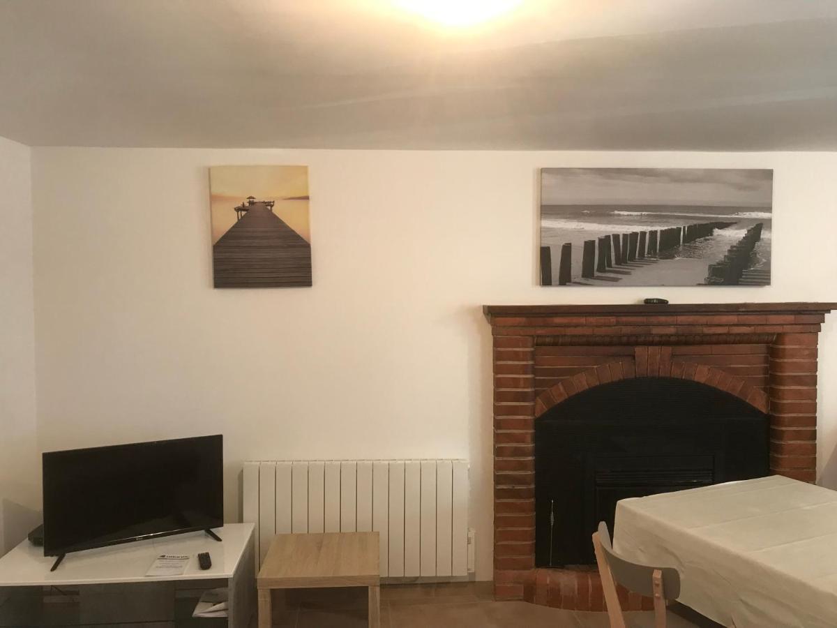 Hébergements situés à 6 kms du Mont Saint Michel Tanis Esterno foto